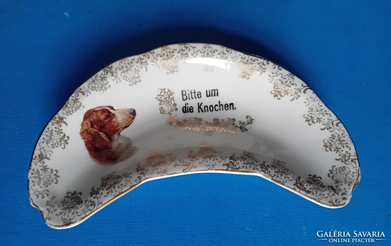 Német porcelán csontostál kutyával