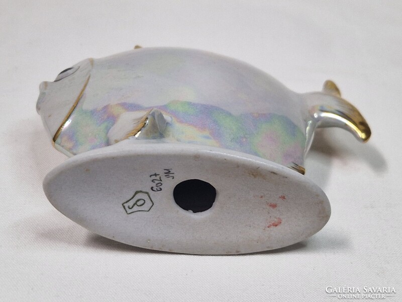 Régi art deco stílusú lüszter mázas Drasche porcelán gömbhal figura hibátlan állapotban 10 cm. magas