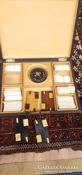 Antik Francia kártyajáték. "P.B. BREVETÉ (S.G.D.G)" felirattal, francia szabadalmi jelöléssel.