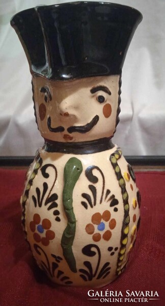 18 cm unmarked Folk Jug in Very good condtion ready to be shipped to your destination