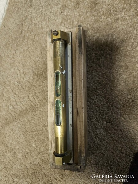 Régi réz vizmérték