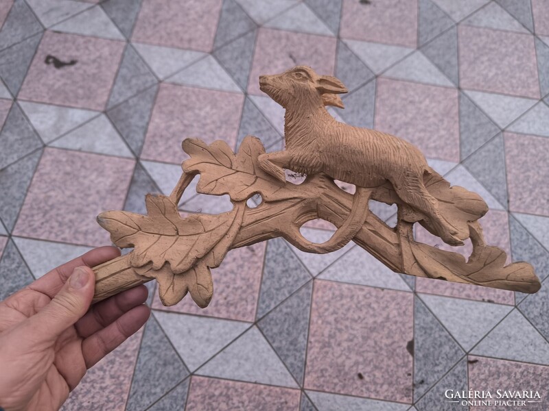 Gyönyörű faragott torony dísz bútor  vadàsz szarvas téna. Fekete Erdei Schwarzwaldi kakukk fali óra