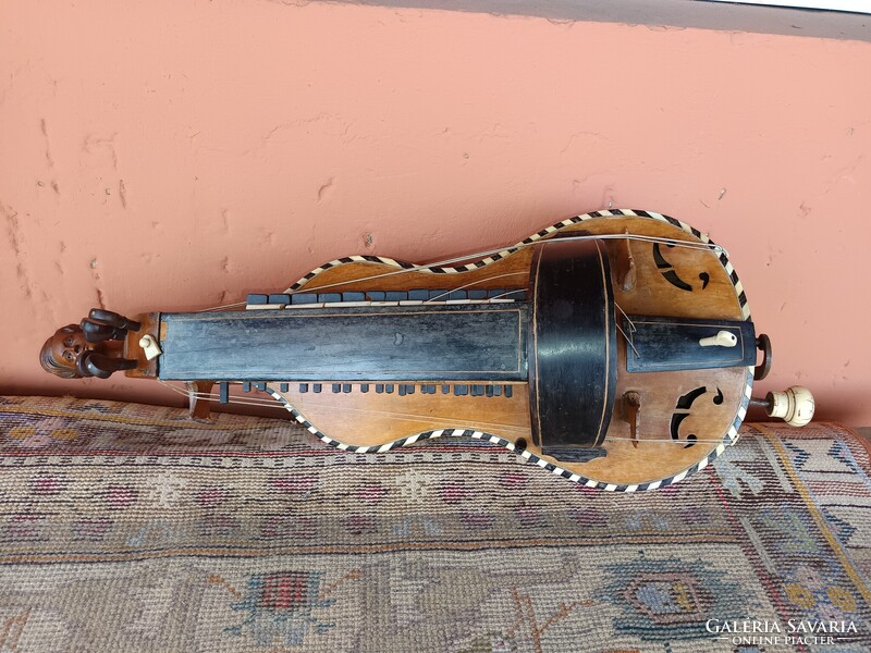 Biedermeier tekerőlant, nyenyere népi hangszer 18 az.