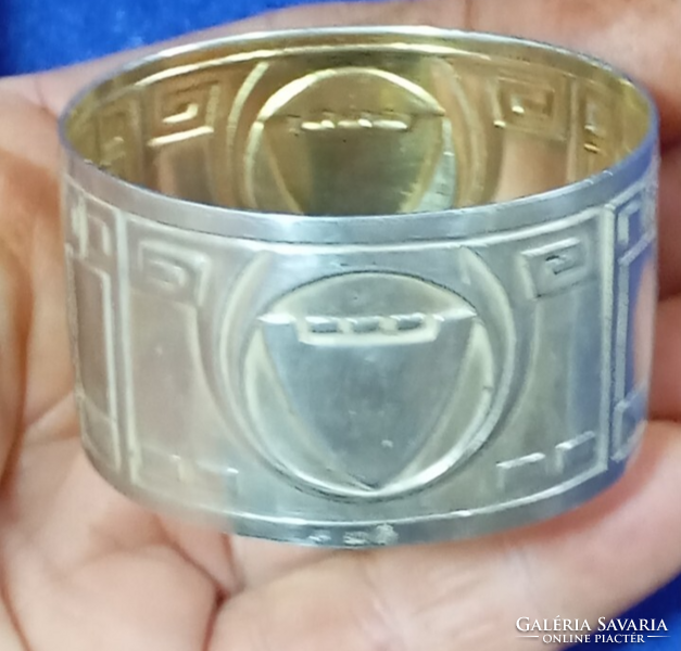 Art deco német fémjeles , 800 finomságú ,jelzett ezüst szalvétagyűrű 1920 körül.