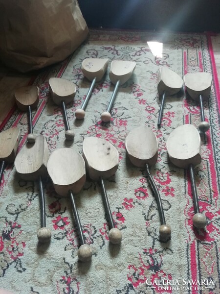 Antik cipő sámfa gyűjteményből