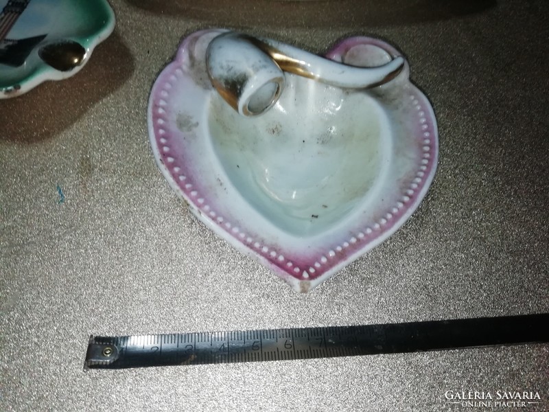 Pipás Antik porcelán hamutartó a képeken látható állapotban 1.Akció Aukció több száz termék vegye vi