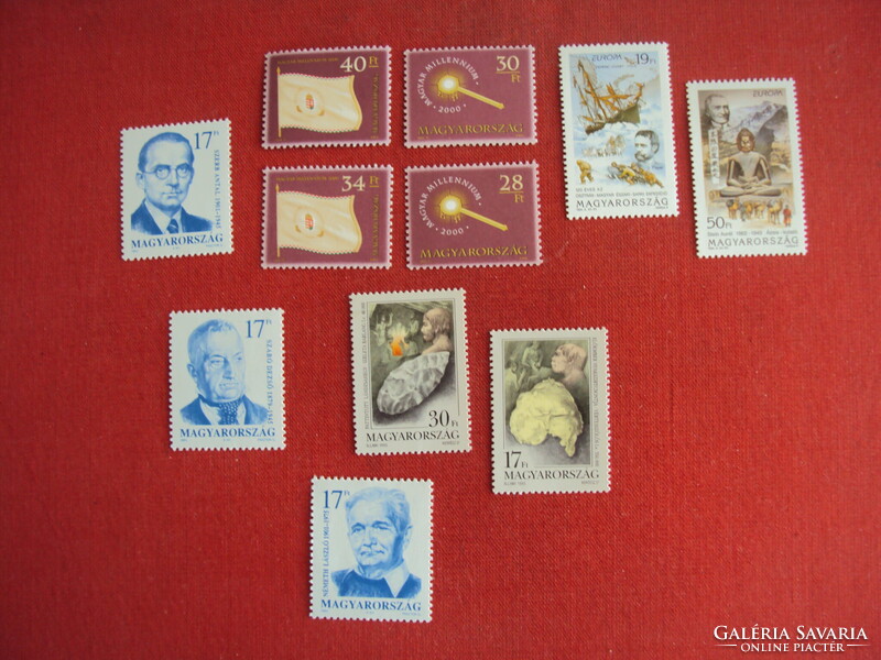 Magyar postatiszta bélyegek blokkok névértéken eladók-Sz-105