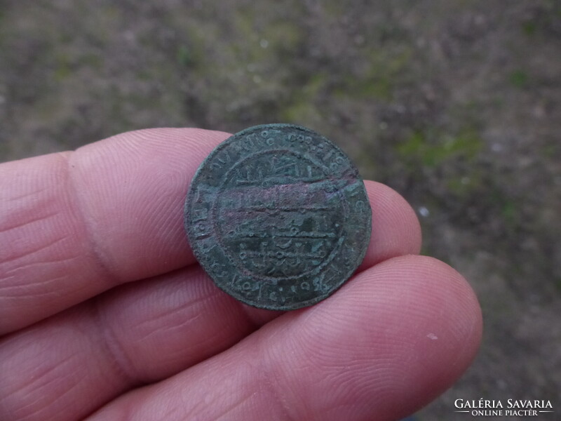 III. Béla rézpénz ritka sziglával