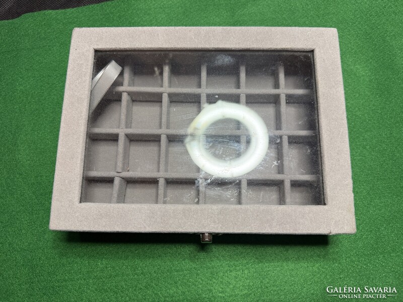 ÉKSZER, GYÜJTEMÉNY TARTÓ