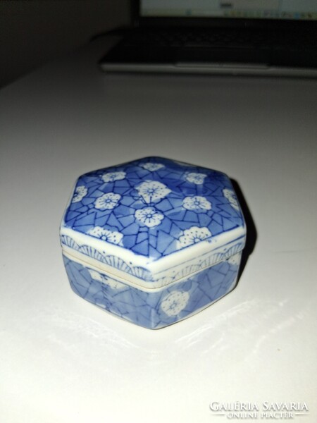 Jelöletlen kerámia ékszer tartó