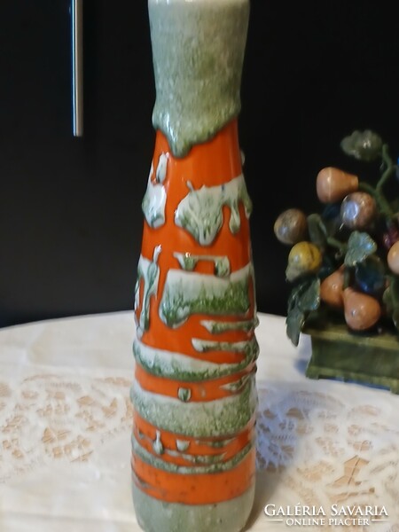 Ceramic vase by István Erdélyi