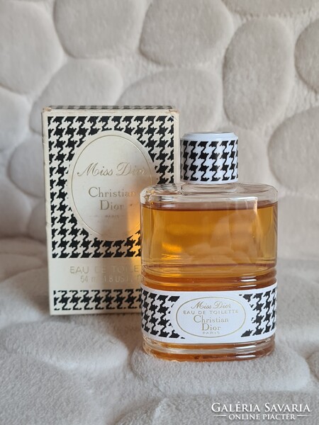 Christian Dior Miss Dior 75006 fekete fehér tyúklábmintás made in france retro parfüm illa időutazás