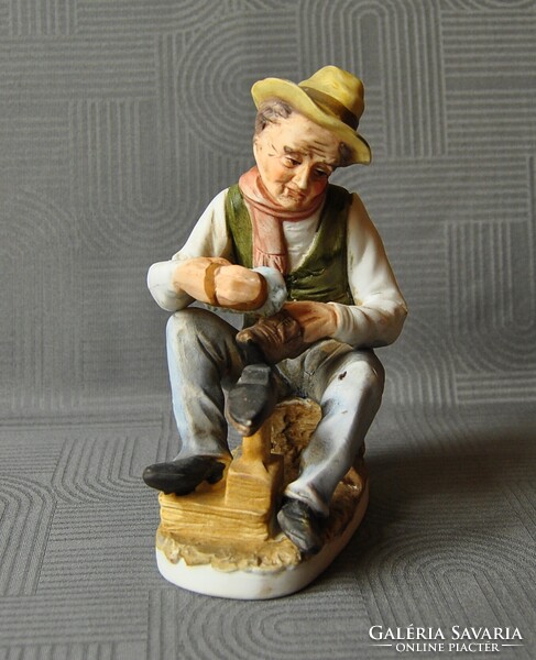 Capodimonte figura cipész öregember 17 cm, hibátlan