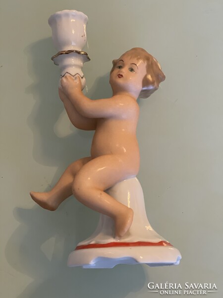 Tündéri  szépen festett porcelán gyertyatartó szobor gyűjteménybe való.