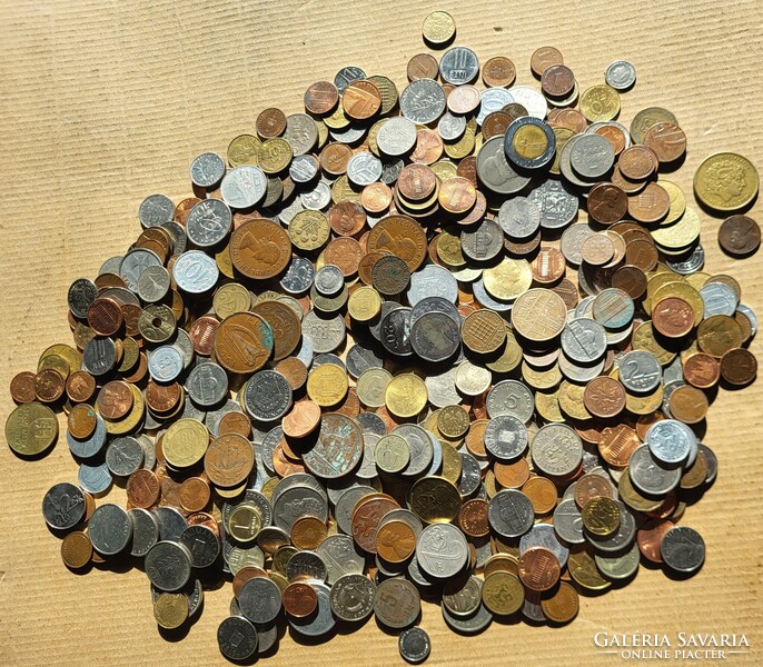 Vegyes világ 500 db érem