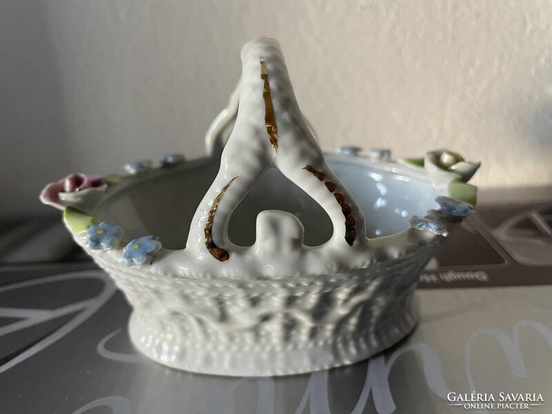 Kosár , Capodimonte jelzéssel, liciten!