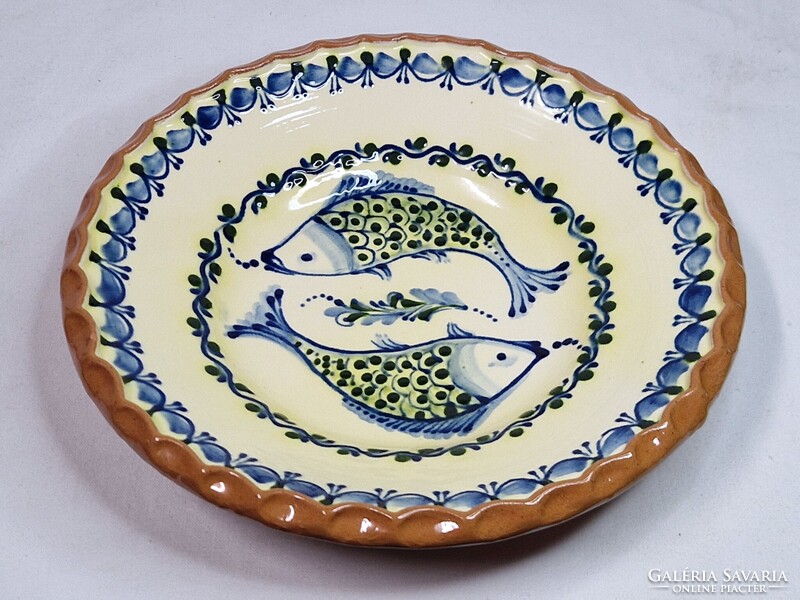 Rare marked Hódmezővásárhely fish-painted glazed ceramic plate or wall decoration, flawless, 19 cm.