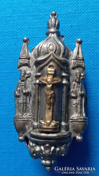 Ereklyetartó medál , antik ezüstözött réz, nyitható