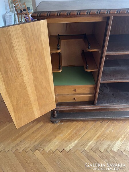 Colonial szekreny barszekrennyel