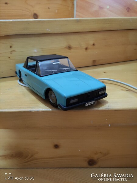 Eladó Lada távirányítós autó, nem működik