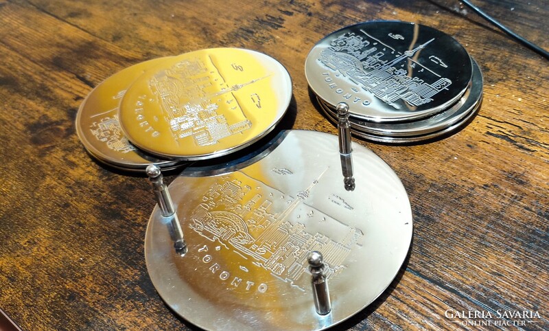 Ezüstözött poháralátét készlet hozzá illő tartóval