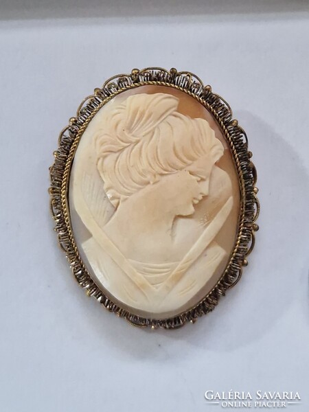 Kitüző - faragott női fej