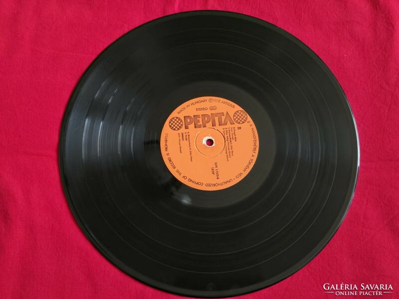 Omega 8 – Csillagok útján bakelit LP (Pepita, 1978)