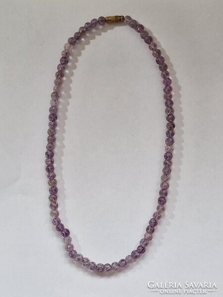 Nyaklánc lilás ametiszt kövekkel
