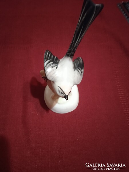 Beautiful antique porcelain bird figure Hungarian 10cn