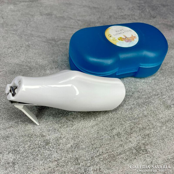 Baby Light&Clip manuális baba körömvágó csipesz beépített fénnyel