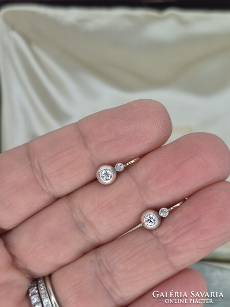 Antik arany kisebb buton fülbevaló pár brillekkel cca 0.26 ct