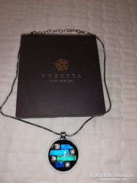 Rozetta üveg-nemesacél körmedálos nyaklánc, nem használt, féláron