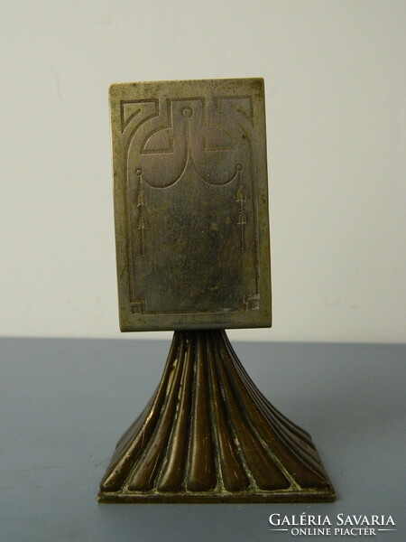 Eredeti art deco réz talpas alpakka szalvéta vagy cigaretta tartó