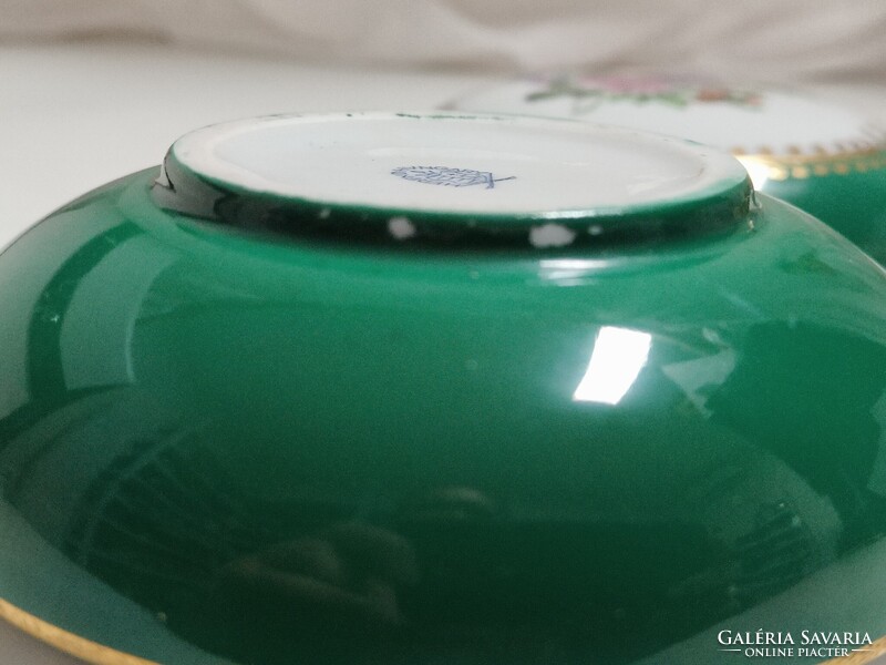 Ritkább Herendi porcelán zöld fond festésű bonbonier, ékszertartó - 7 x 12 cm