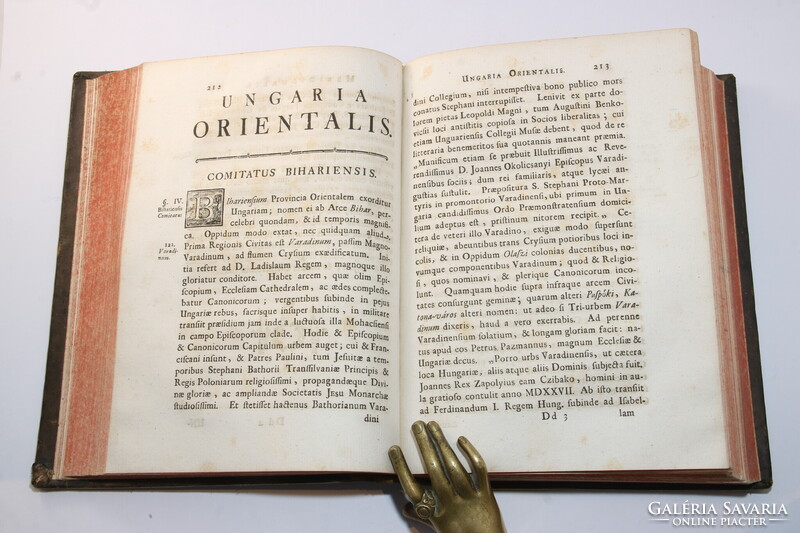 1768 - Túróczi László - Ungaria - Magyarország ismertetése Gyönyörű bőrkötésben !!