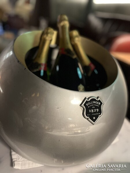 CHAMPAGNE CLUB - BOLLINGER James Bond Edition (2008) dupla magnum ón pezsgőhűtő