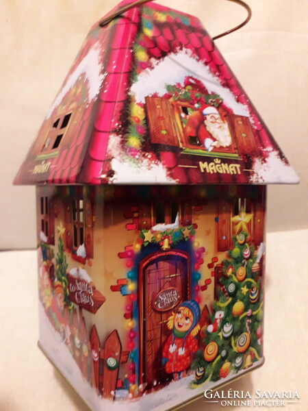 Magnat latern színes piros fém lámpás gyertyatartó 18x10x10cm.Új