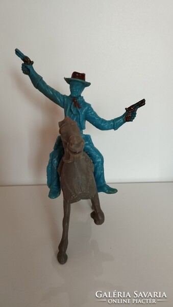 Bandita a vadnyugatról + 2 Western hős és 1 indián figura ajándék