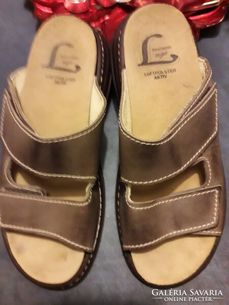 Lieger Luftpolster betétes aktív tépőzáras barna bőr papucs 41  bth:27cm.