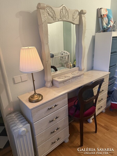 Fehér tölgy fésülködő asztal tükörrel