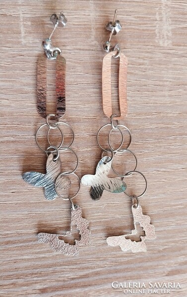 IGAZÁN KÚLÖNLEGES EZÜST FÜLBEVALÓ!