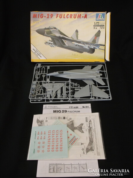 MIG-29 FULCRUM-A, magyar matricával