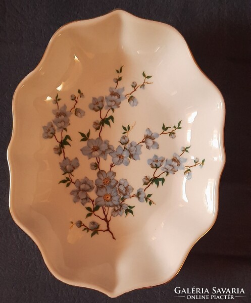 Hollóházi kínáló