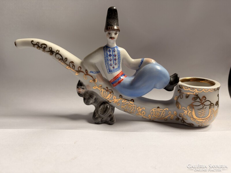 Kiváló állapotú, aranyozott ukrán porcelán díszpipa – Polonne (1970-es évek)