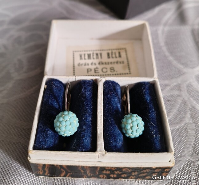 Régi ezüst fülbevaló