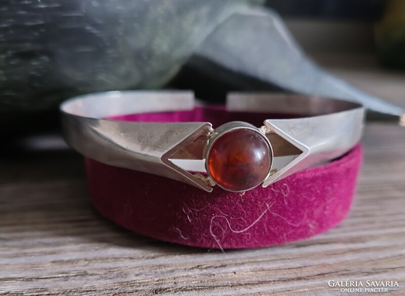 Régi ezüst karperec/ borostyán