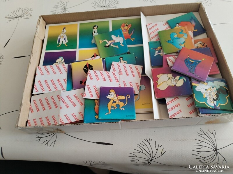 Ritka Retro Disney Aladdin Memóriajáték ,nincs átszámolva lehet hiányos is