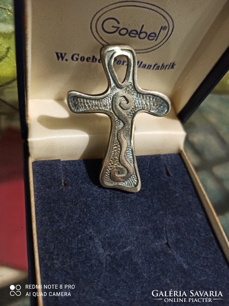 Ezüst kereszt medál