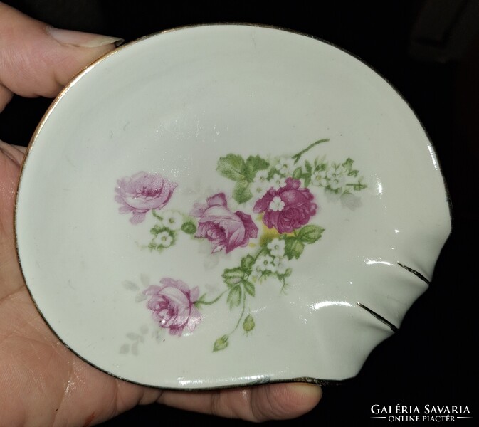 Aquincum hamuzó, hamutál, hamutartó