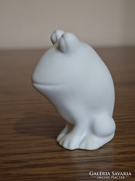 Biszkvit, (bisquit) porcelán fura, cuki béka. Hibátlan.